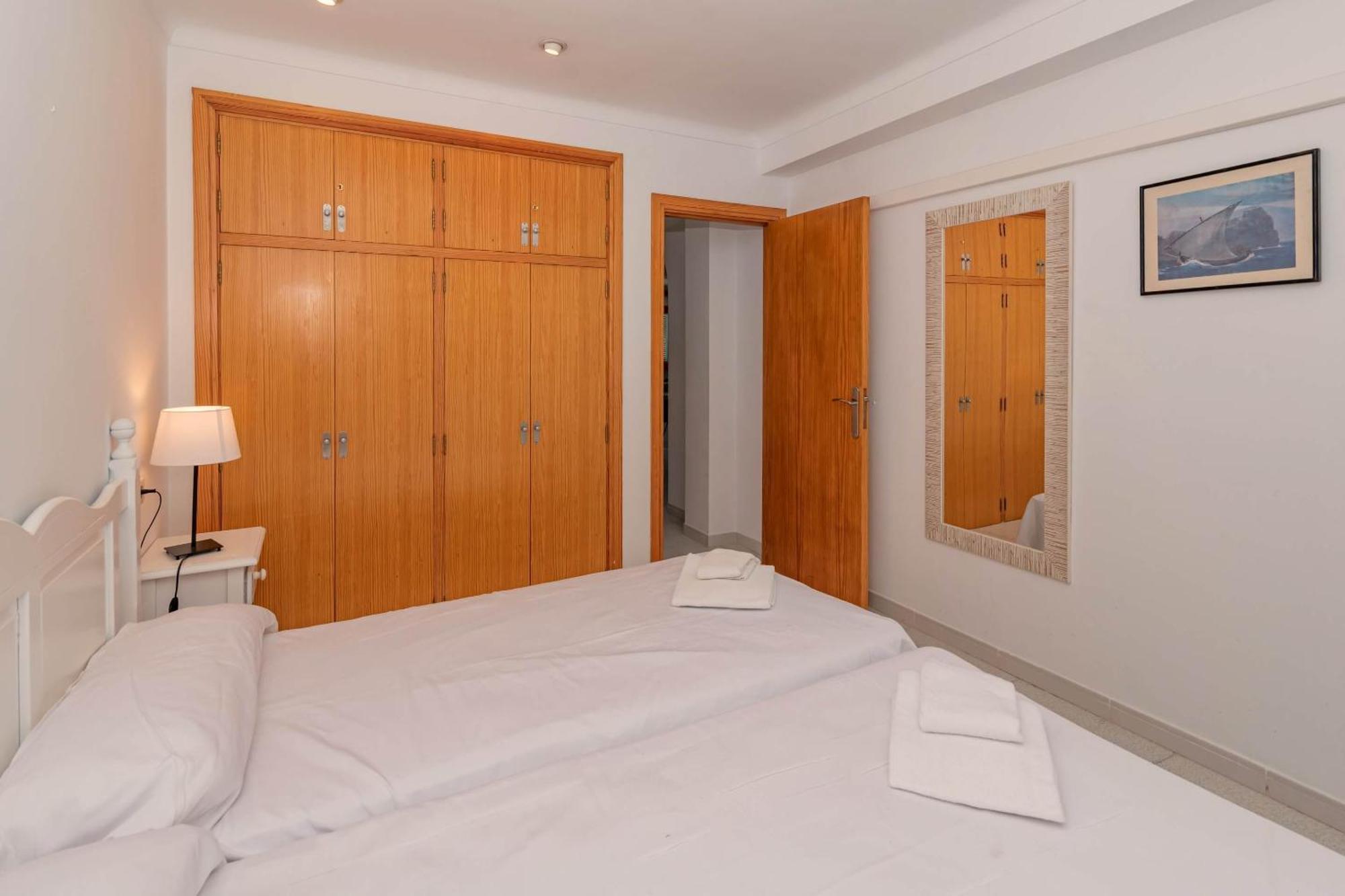 פורט דה פולנסה Vora Mar Beachfront Apartment By Sealand Villas מראה חיצוני תמונה